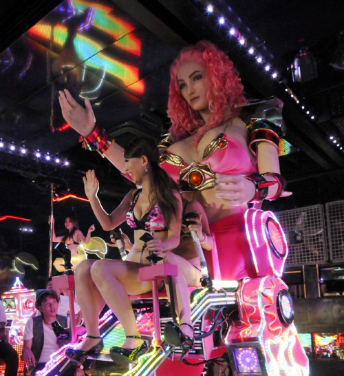 Robot Restaurant Perfomance